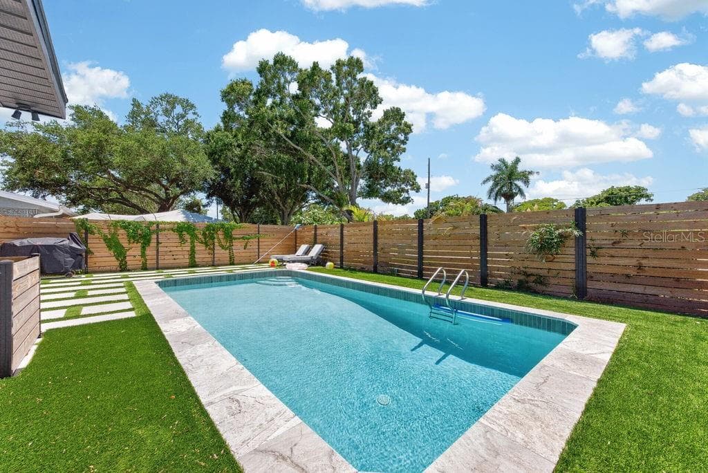 6196 44TH AVENUE N, ST PETERSBURG, FL 33709 — zdjęcie 3