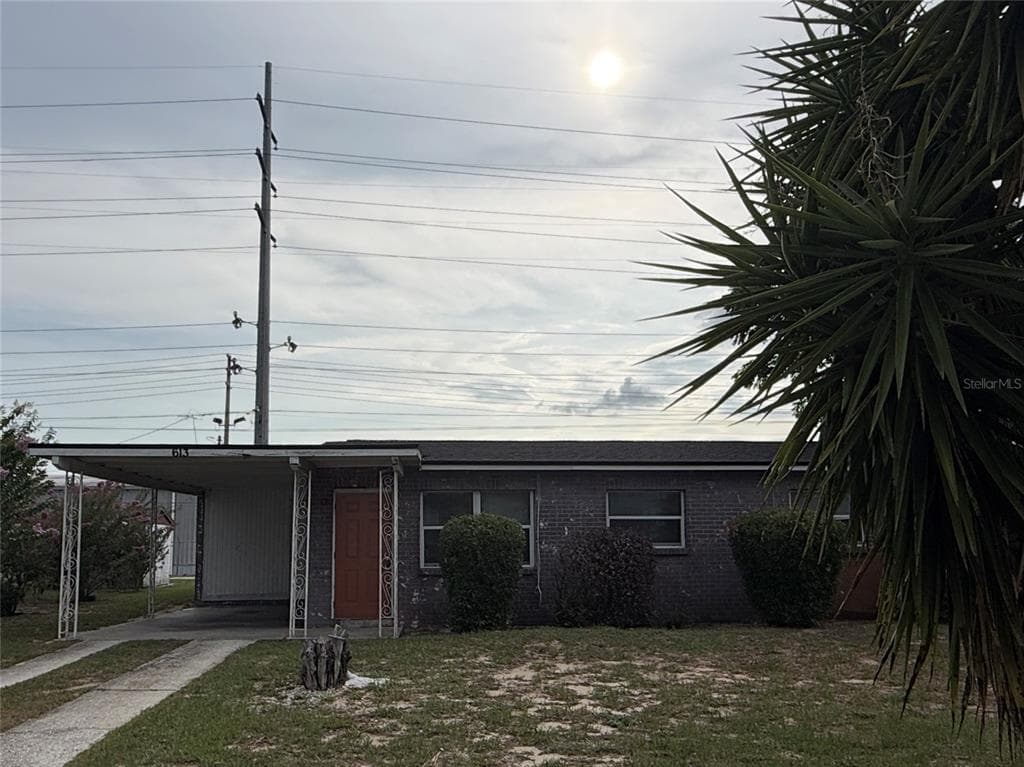 613 CARVER DRIVE, LAKE WALES, FL 33853