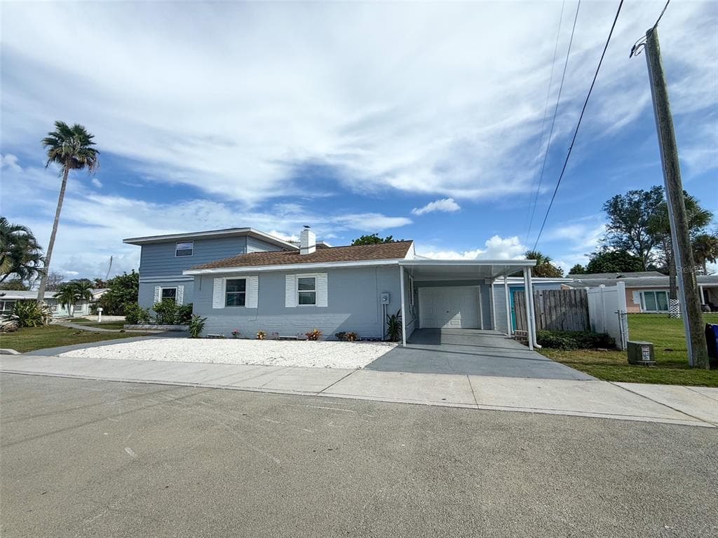 13290 3RD STREET E, MADEIRA BEACH, FL 33708 — zdjęcie 2