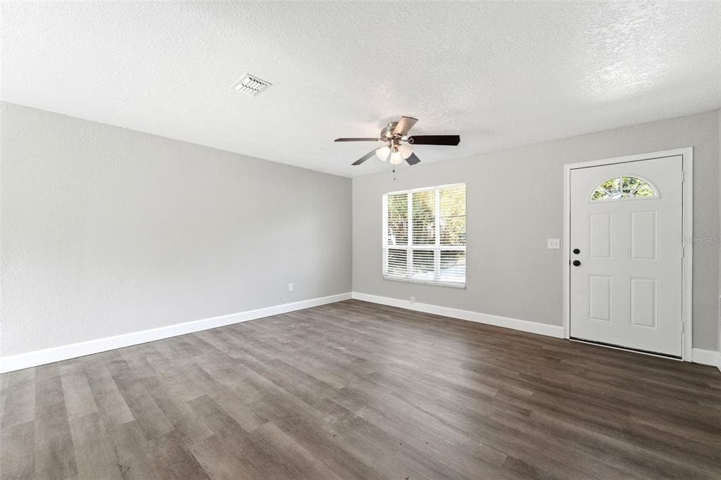 451 S BLUE LAKE AVENUE, DELAND, FL 32724 — zdjęcie 4