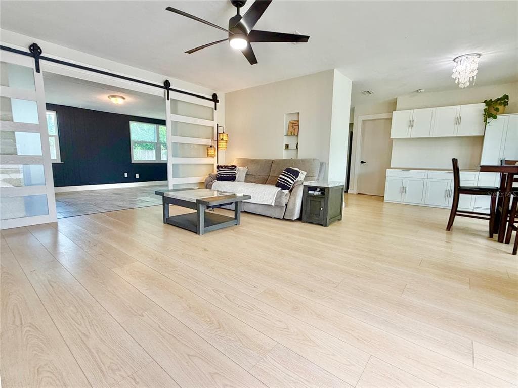 3300 58TH STREET N, ST PETERSBURG, FL 33701 — zdjęcie 4