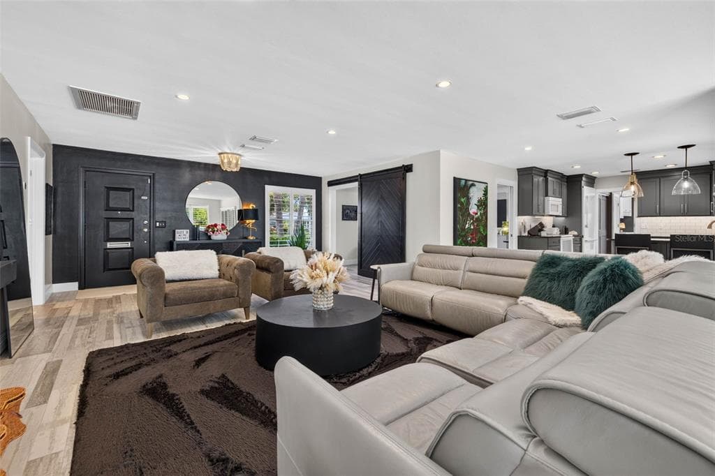 616 PINELAND AVENUE, BELLEAIR, FL 33756 — zdjęcie 5