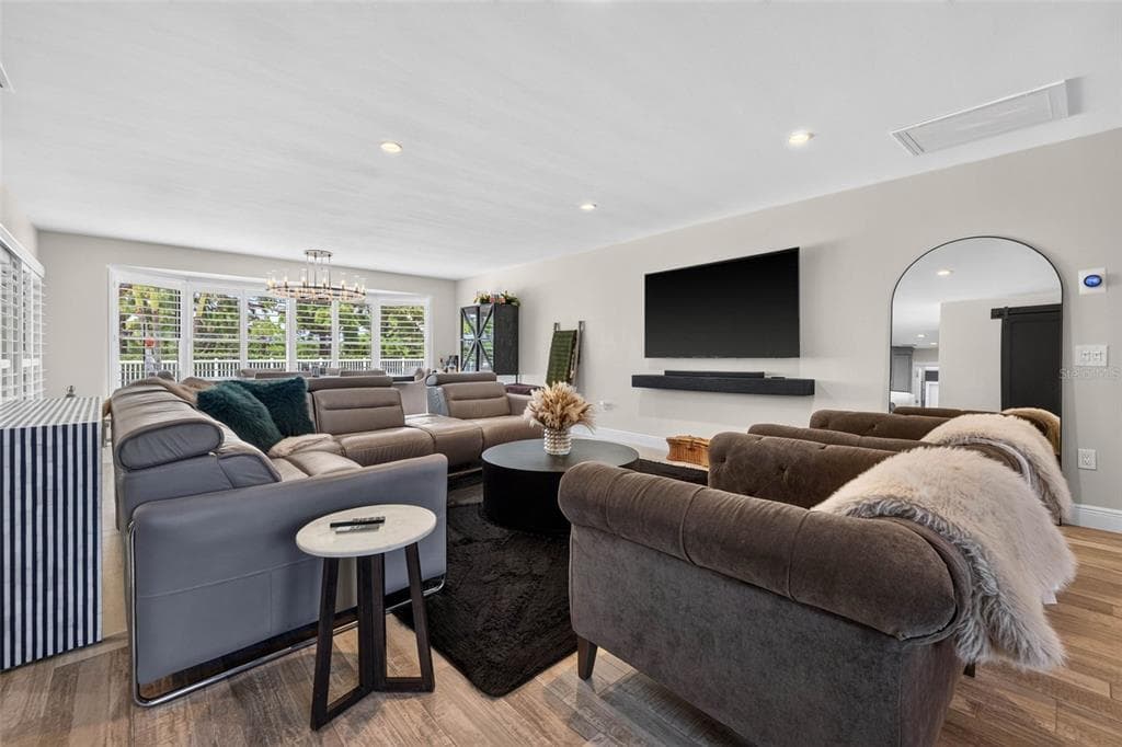 616 PINELAND AVENUE, BELLEAIR, FL 33756 — zdjęcie 4