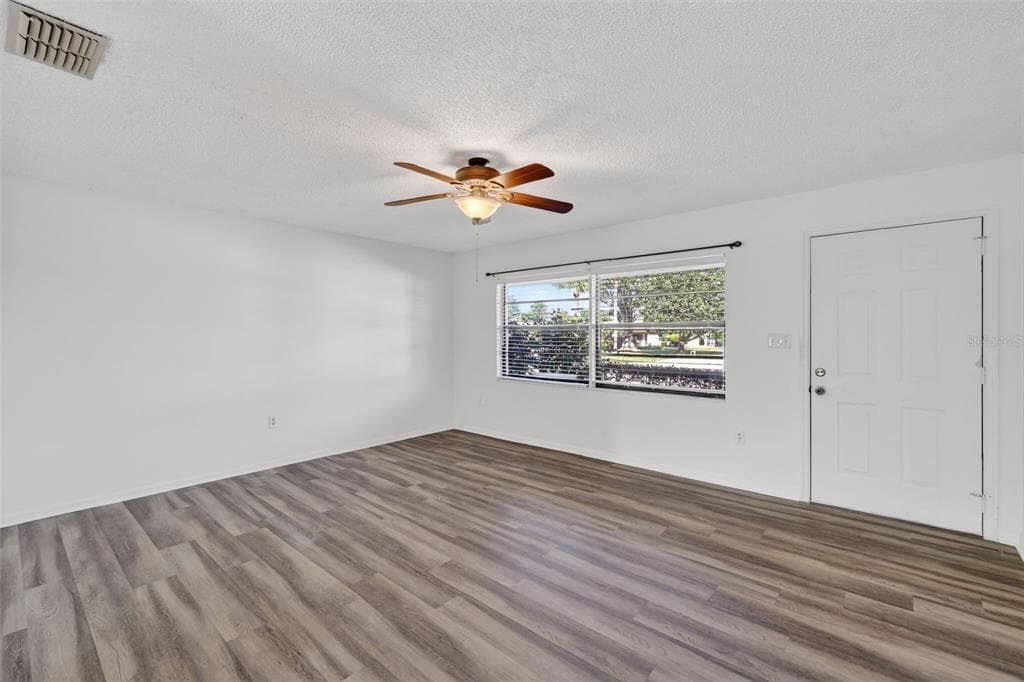 12520 ORANGEWOOD COURT, TAVARES, FL 32778 — zdjęcie 3