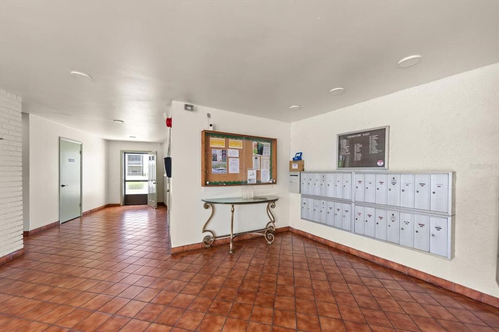 5980 TERRACE PARK DRIVE N # 310, ST PETERSBURG, FL 33709 — zdjęcie 4