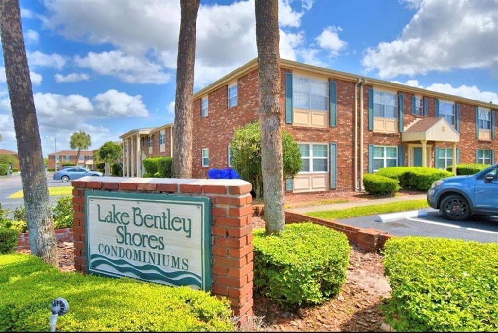 1920 E EDGEWOOD DRIVE # I4, LAKELAND, FL 33803 — zdjęcie 2