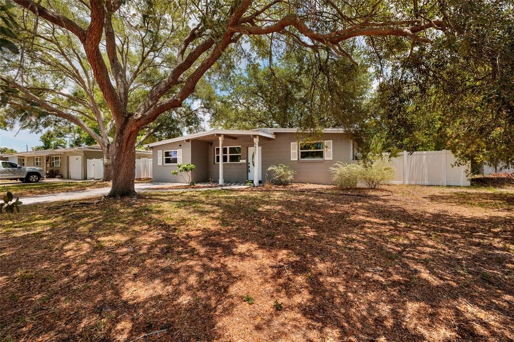 5601 CEDAR STREET NE, ST PETERSBURG, FL 33703 — zdjęcie 3
