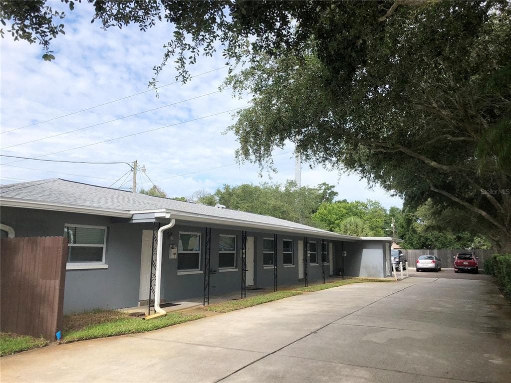 520 70TH STREET N # 4, ST PETERSBURG, FL 33710