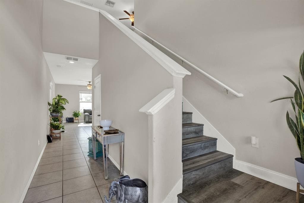 3707 DAISY BLOOM PLACE, TAMPA, FL 33619 — zdjęcie 2