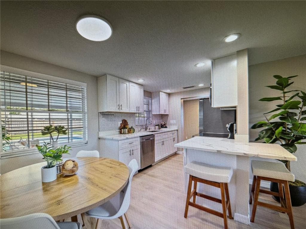 3032 GOLDEN RAIN DRIVE, SARASOTA, FL 34232 — zdjęcie 4