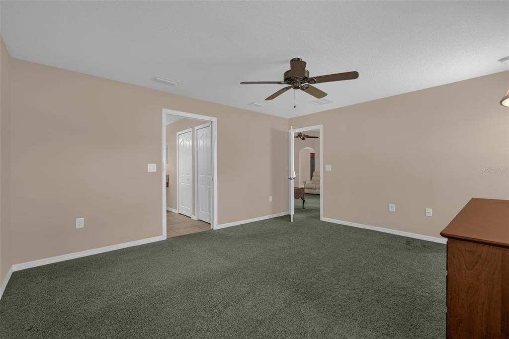 5901 CANDLE GLOW PLACE, LEESBURG, FL 34748 — zdjęcie 4