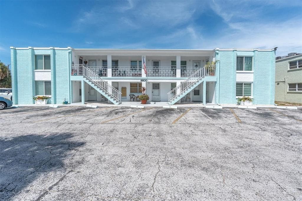 8800 BLIND PASS ROAD # 4, ST PETE BEACH, FL 33706 — zdjęcie 2