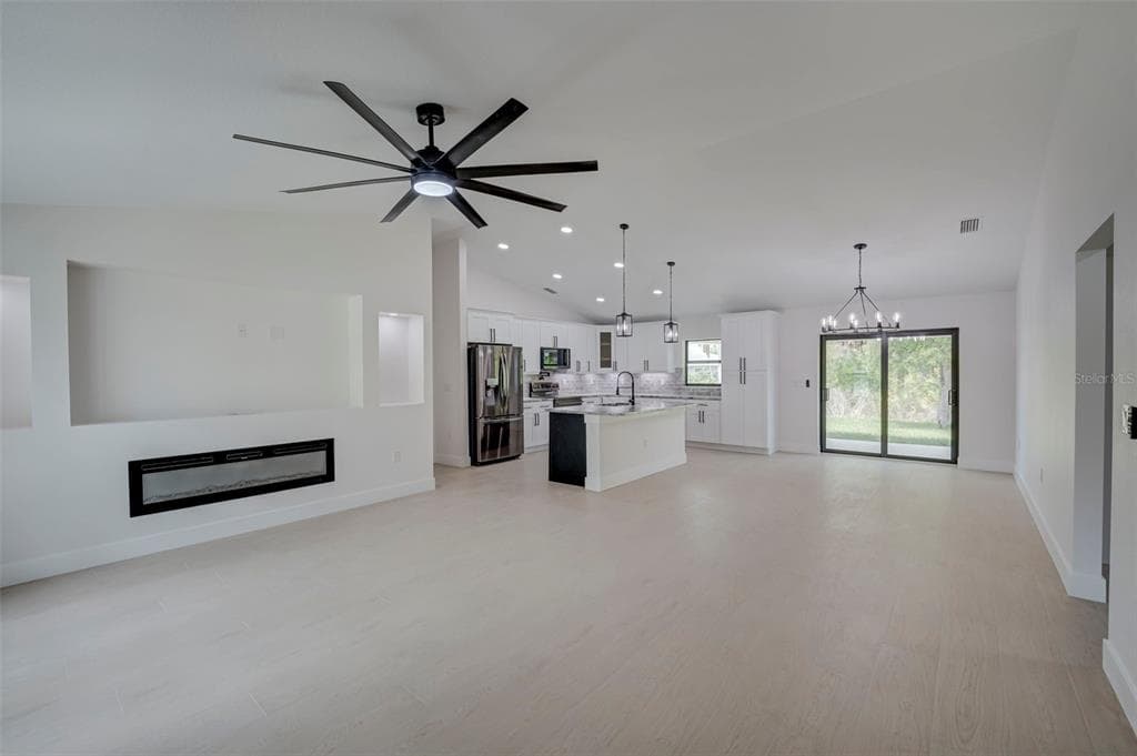 7042 GROVE BOULEVARD, PUNTA GORDA, FL 33982 — zdjęcie 5