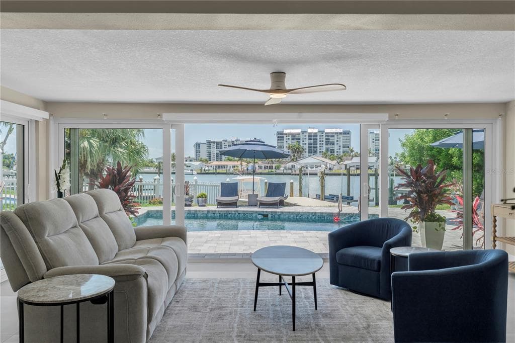 24 MARINA TERRACE, TREASURE ISLAND, FL 33706 — zdjęcie 2
