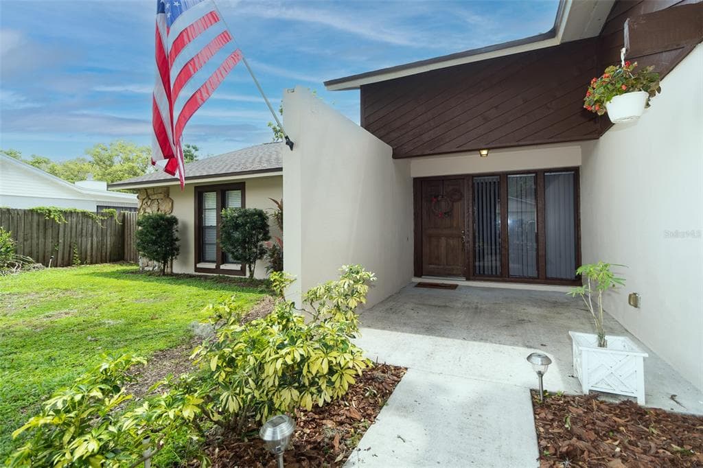 1005 TRANQUIVIEW LANE, VALRICO, FL 33594 — zdjęcie 4