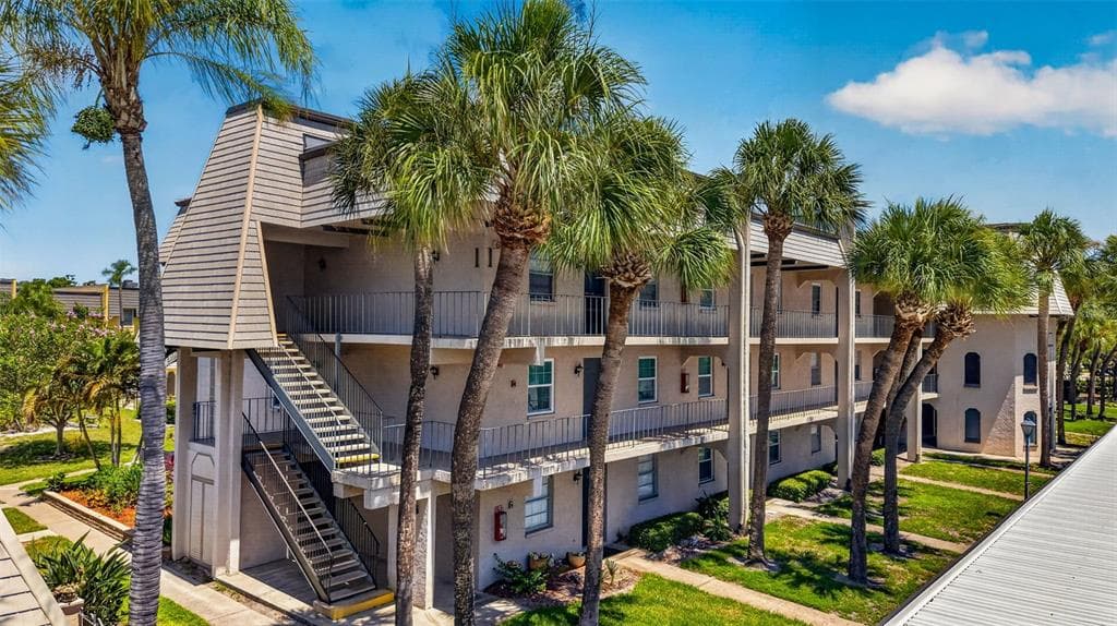 8693 BARDMOOR BOULEVARD # 301B, LARGO, FL 33777