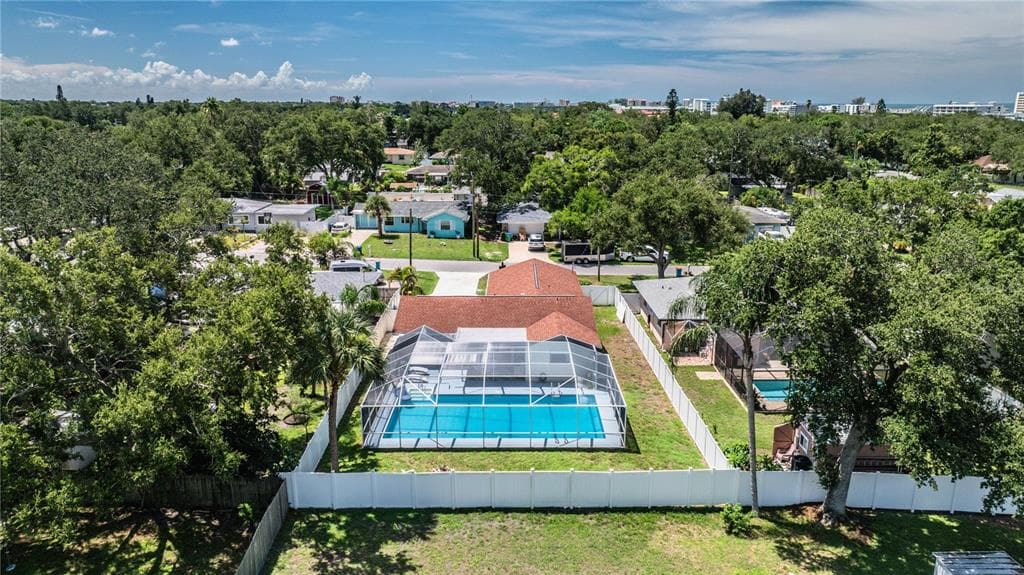 14803 SUNSET DRIVE, LARGO, FL 33774 — zdjęcie 3