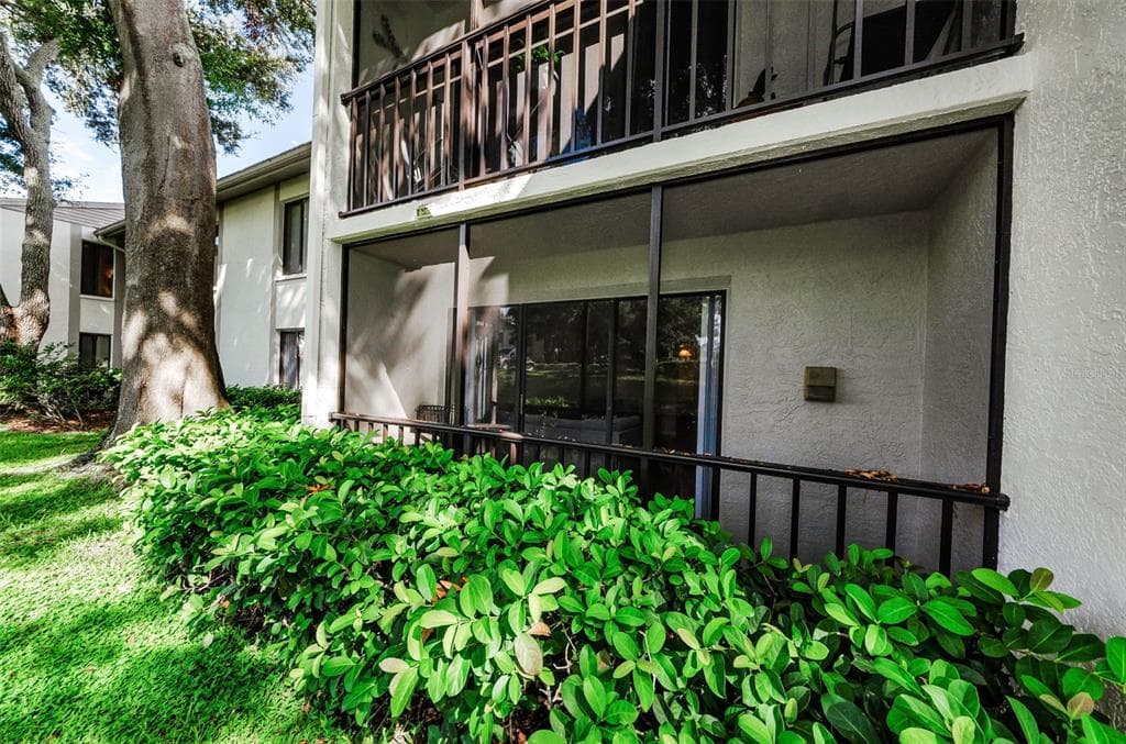 2575 PINE RIDGE WAY S # E1, PALM HARBOR, FL 34684