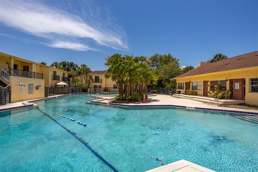 7612 NACIDO COURT, TAMPA, FL 33615 — zdjęcie 4