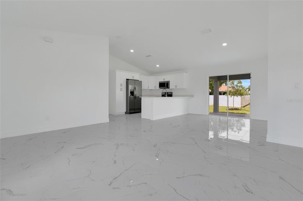 1808 NE 44TH STREET, CAPE CORAL, FL 33909 — zdjęcie 4