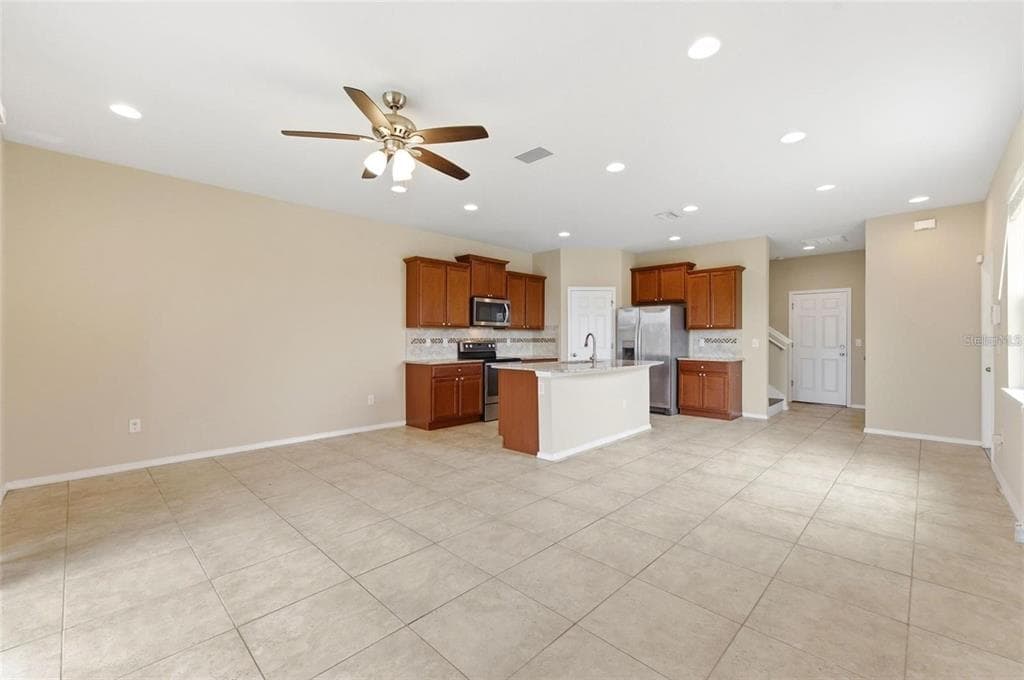8961 TURNSTONE HAVEN PLACE, TAMPA, FL 33619 — zdjęcie 3