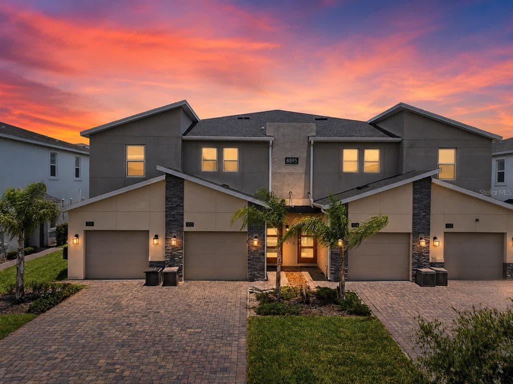 8895 CABOT CLIFFS DRIVE # 103, DAVENPORT, FL 33896