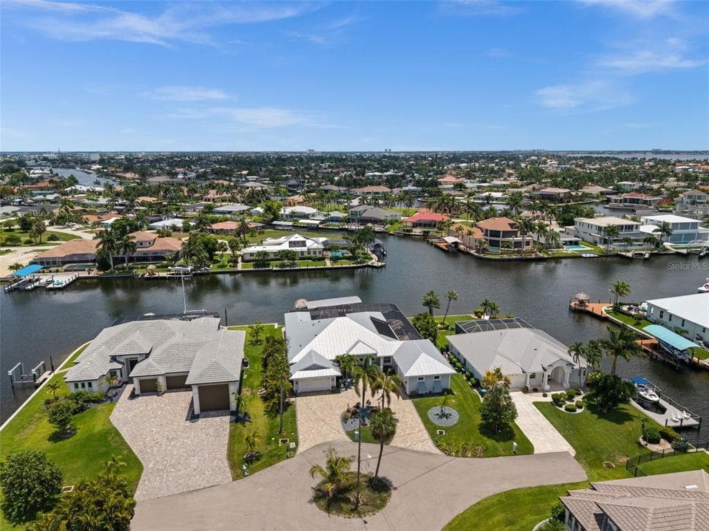 105 SW 52ND STREET, CAPE CORAL, FL 33914 — zdjęcie 2