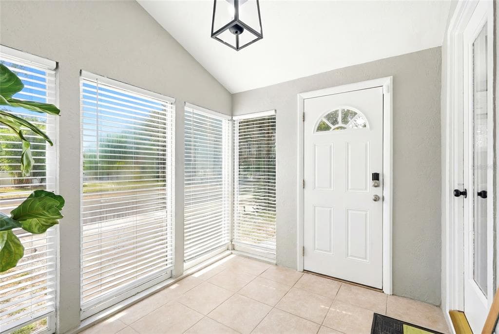 3220 16TH STREET N, ST PETERSBURG, FL 33704 — zdjęcie 5