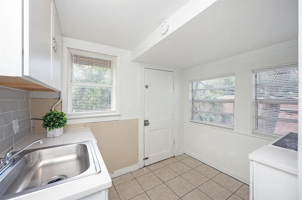 1701 14TH # B, ST PETERSBURG, FL 33705
