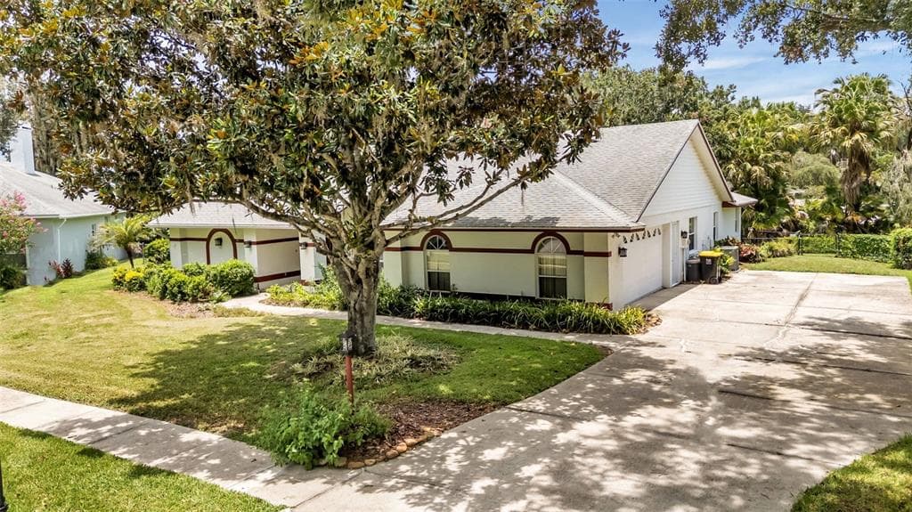 549 PENINSULAR DRIVE, LAKELAND, FL 33813