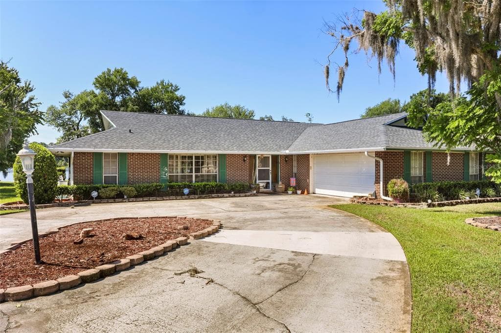 6720 BAY SHORE DRIVE, ST CLOUD, FL 34771