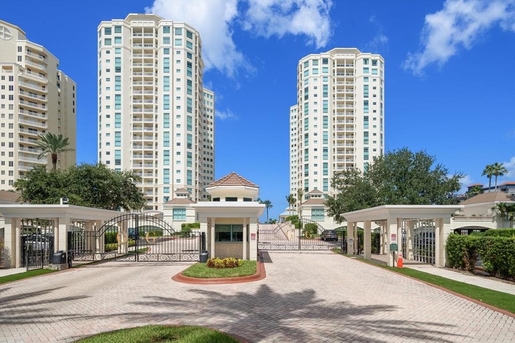 1170 GULF BOULEVARD # 404, CLEARWATER BEACH, FL 33767 — zdjęcie 2