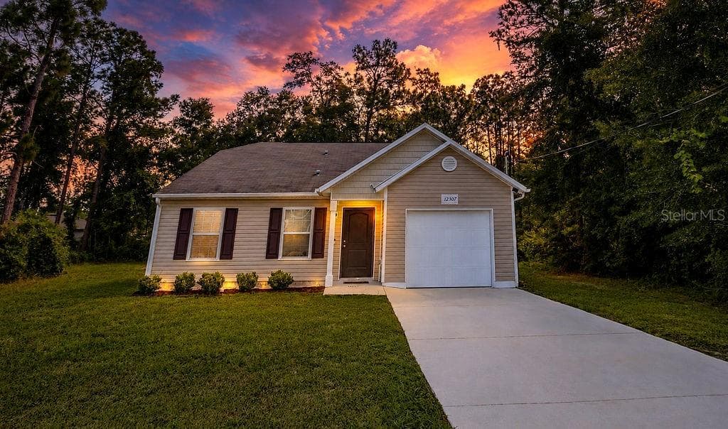 12307 MILLINGTON AVENUE, WEEKI WACHEE, FL 34614 — zdjęcie 2