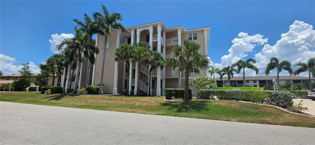 222 LEWIS CIRCLE # 142, PUNTA GORDA, FL 33950