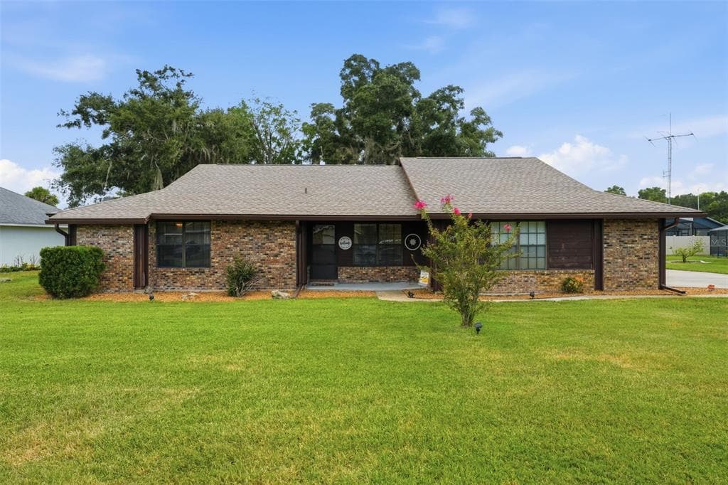 1805 VIRGINIA COURT, TAVARES, FL 32778
