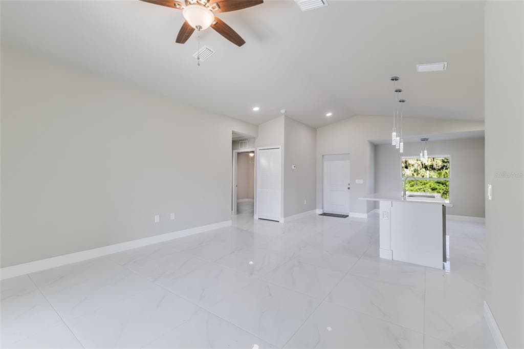 1962 LEGHORN STREET, LEHIGH ACRES, FL 33972 — zdjęcie 5