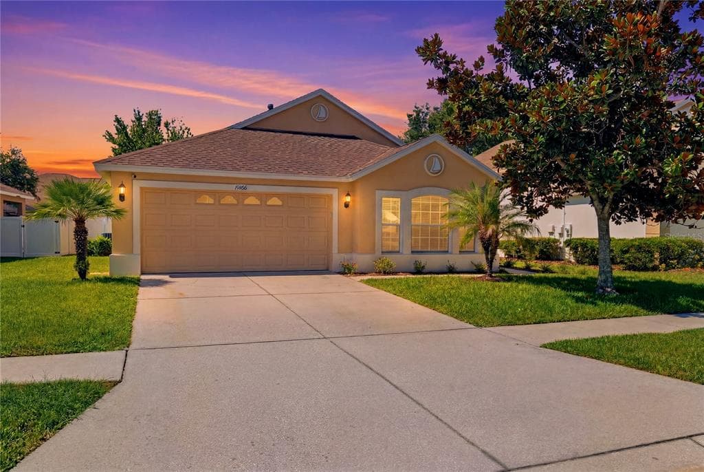 19406 SUNSET BAY DRIVE, LAND O LAKES, FL 34638