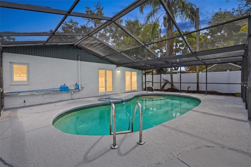 8170 22ND AVENUE N, ST PETERSBURG, FL 33710 — zdjęcie 3