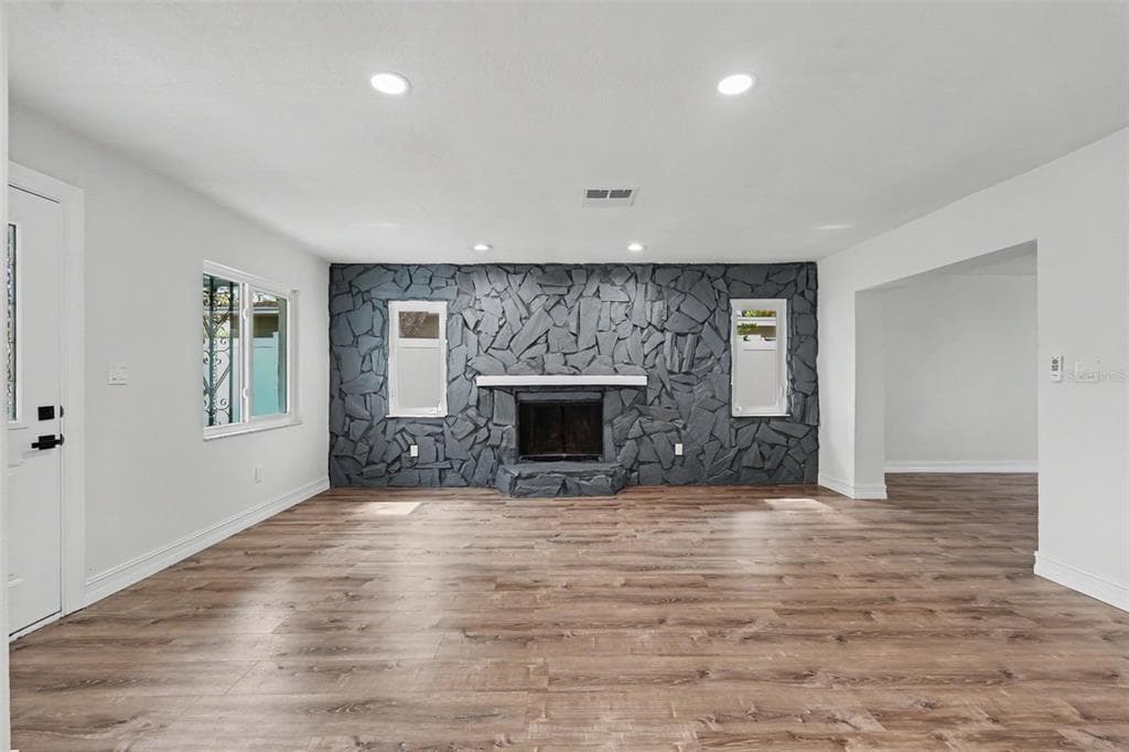 8170 22ND AVENUE N, ST PETERSBURG, FL 33710 — zdjęcie 5