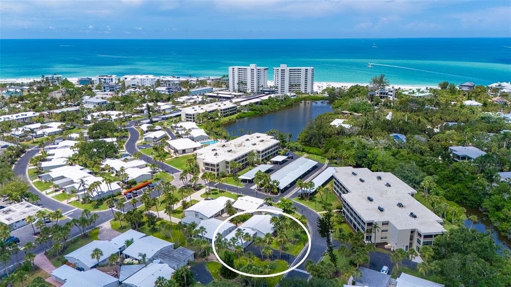 208 HOURGLASS WAY # V11, SARASOTA, FL 34242
