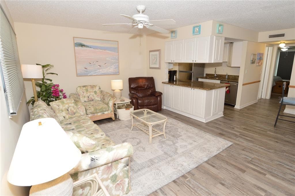 12760 INDIAN ROCKS ROAD # 409, LARGO, FL 33774 — zdjęcie 4