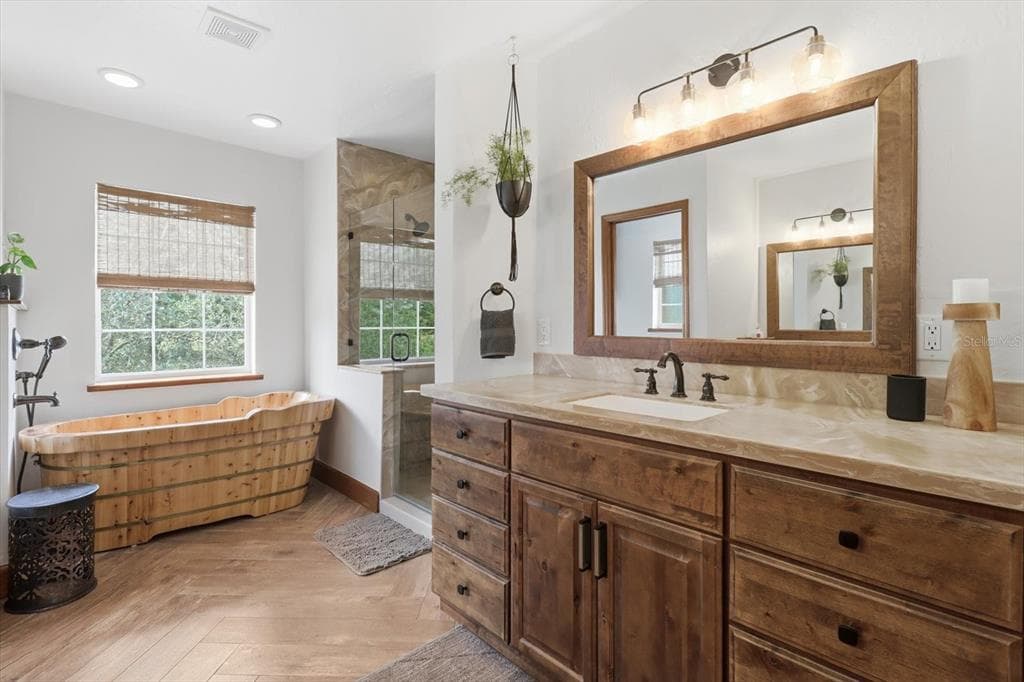 12143 NE 47TH PLACE, SILVER SPRINGS, FL 34488 — zdjęcie 4