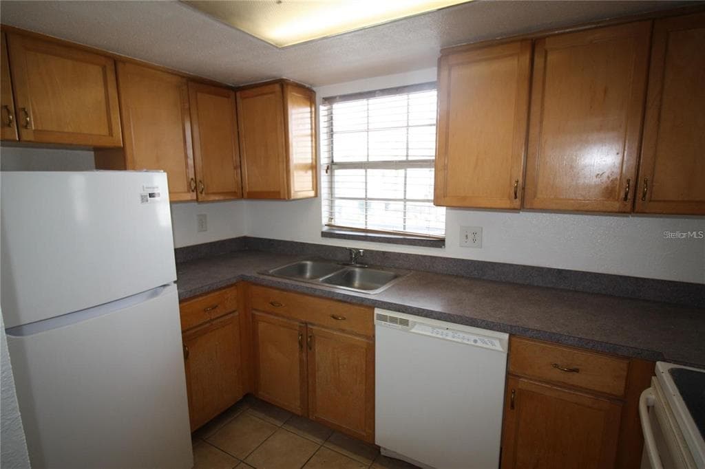 1000 S SEMORAN BOULEVARD # 306, WINTER PARK, FL 32792 — zdjęcie 2