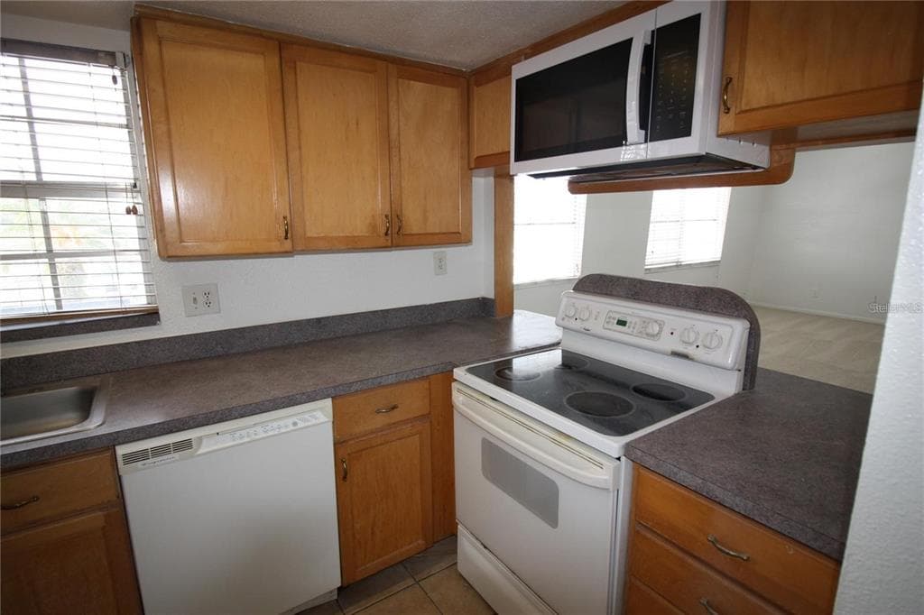 1000 S SEMORAN BOULEVARD # 306, WINTER PARK, FL 32792 — zdjęcie 3