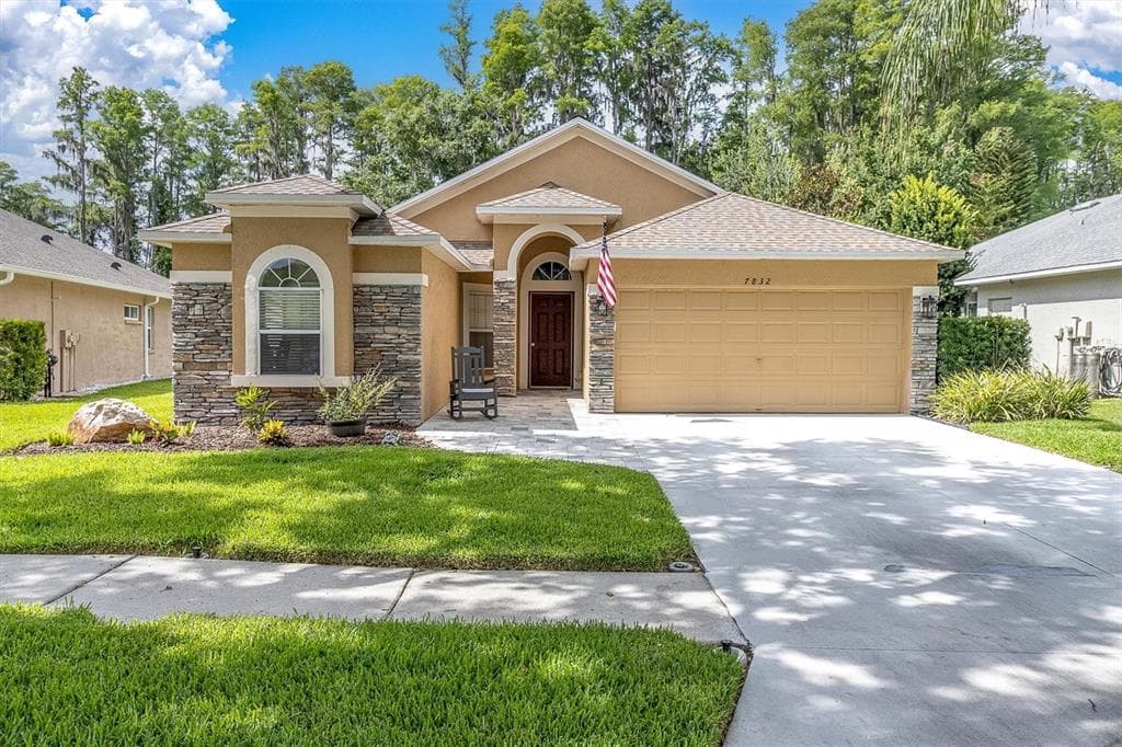7832 BLUE SPRING DRIVE, LAND O LAKES, FL 34637