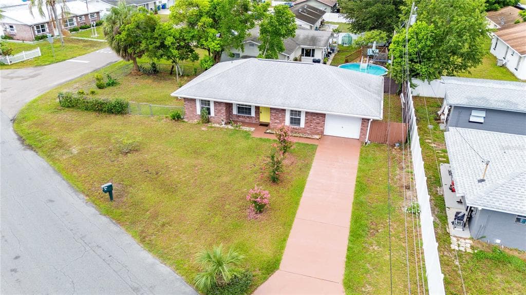 5435 TANGERINE DRIVE, ZEPHYRHILLS, FL 33542 — zdjęcie 2