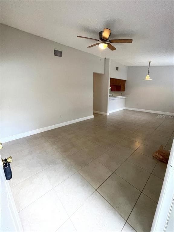 1916 CRYSTAL GROVE DRIVE, LAKELAND, FL 33801 — zdjęcie 2