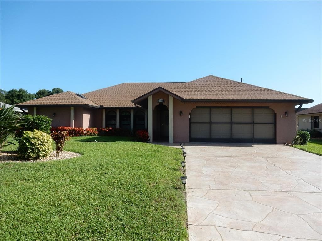 21240 CHATBURN AVENUE, PORT CHARLOTTE, FL 33952 — zdjęcie 2
