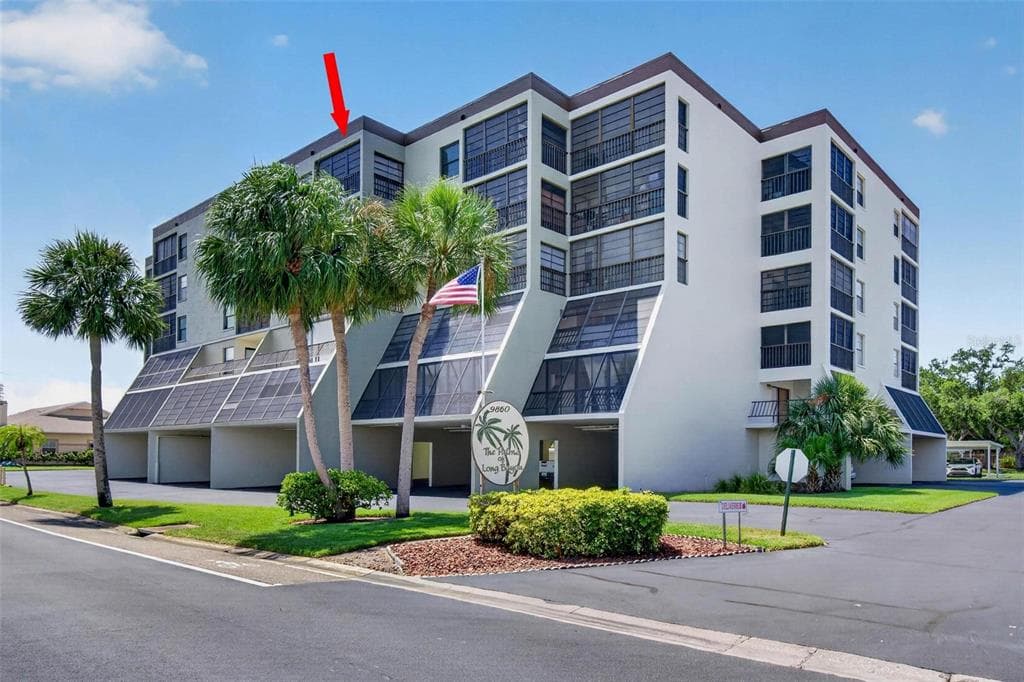 9860 62ND TERRACE N # 1043, ST PETERSBURG, FL 33708