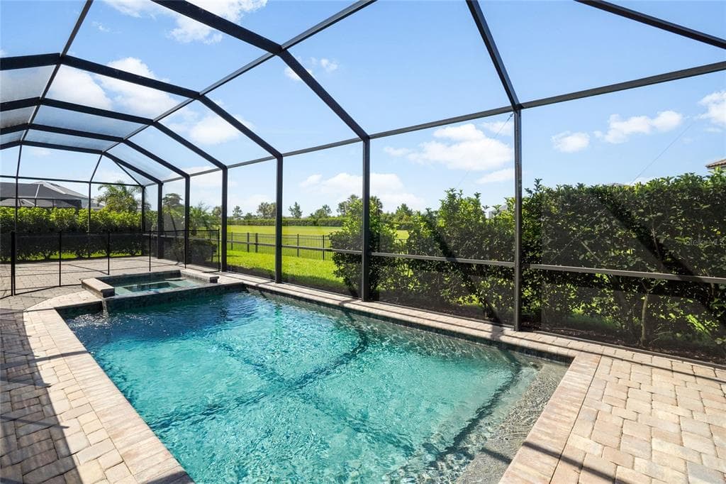 16228 TRADEWIND TERRACE, LAKEWOOD RANCH, FL 34211 — zdjęcie 2